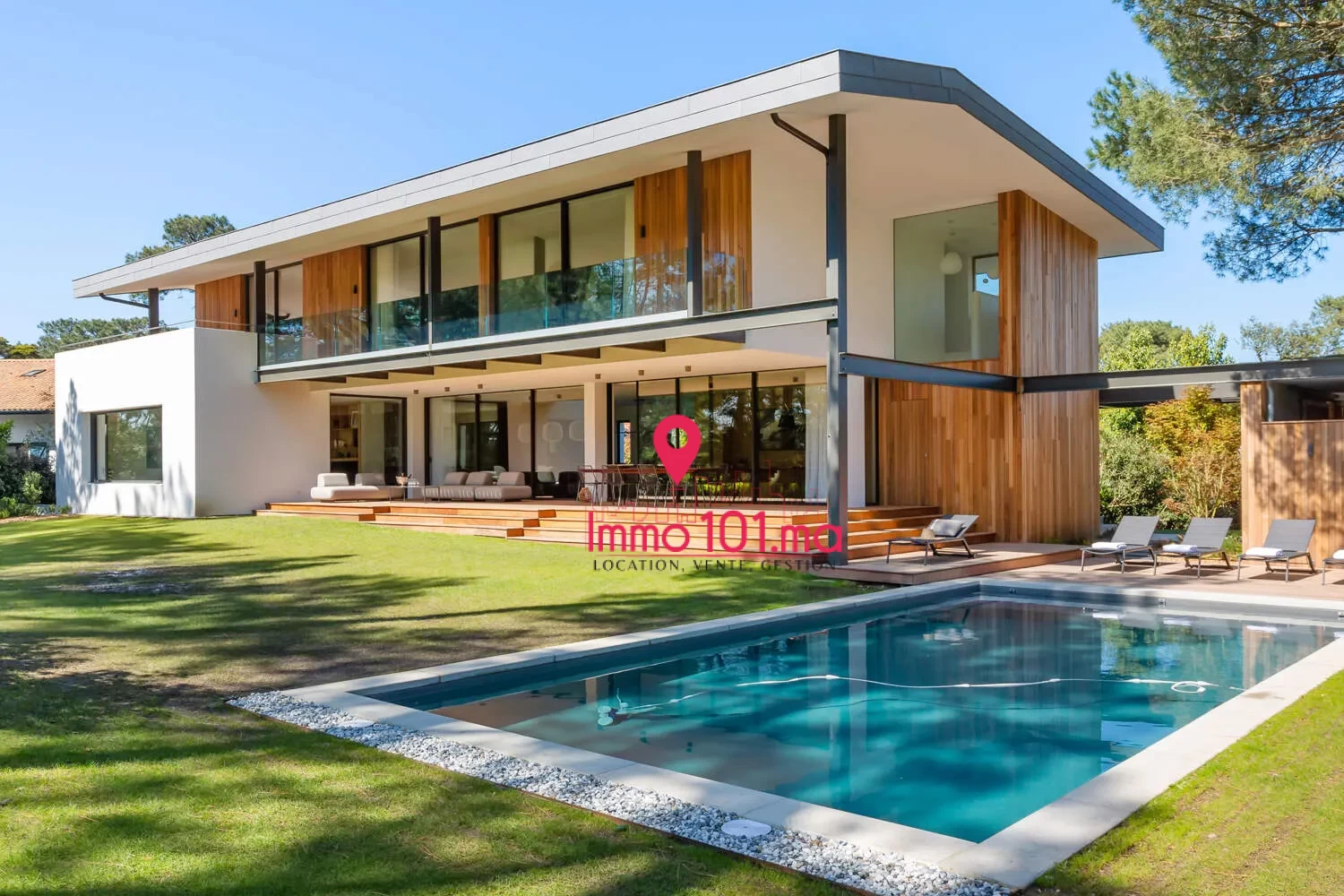 Villa moderne à vendre à l’Orangeraie Souissi ZLV2471